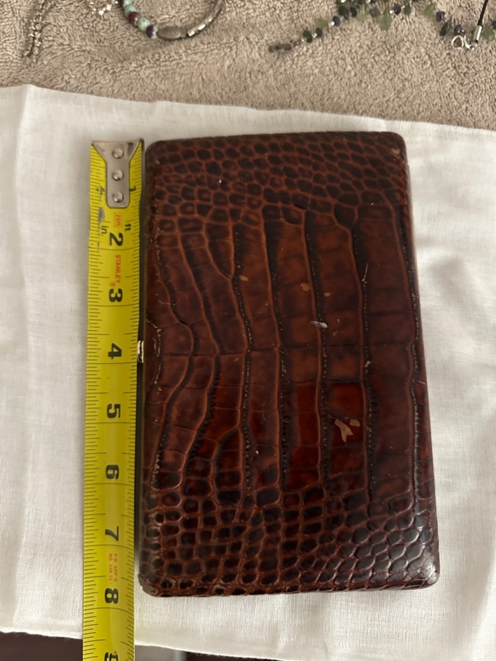 Abas Brown Croc-Embossed Leather Clutch Wallet with Gold Hardware Y2K - Picture 12 of 13